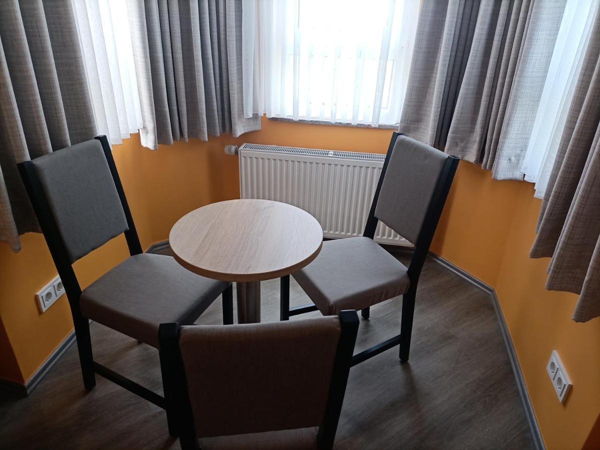 Hotel An Der Karlstadt Μπρέμερχαφεν Εξωτερικό φωτογραφία