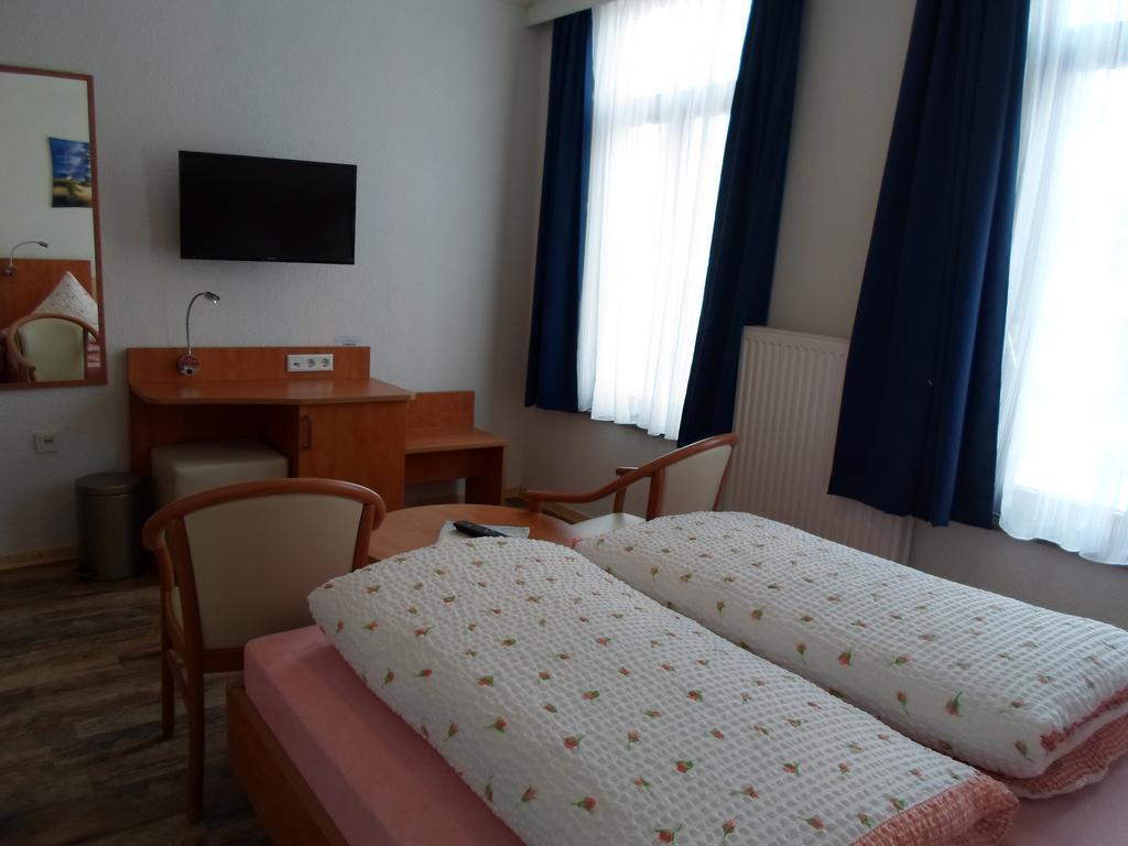 Hotel An Der Karlstadt Μπρέμερχαφεν Εξωτερικό φωτογραφία
